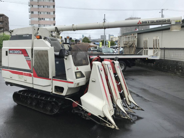 MITSUBISHI MC 320G